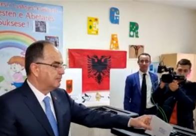 Бегај: Денеска е многу значаен ден и гласот на народот мора да се слушне