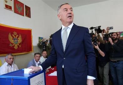 Почнува предизборната кампања во Црна Гора, анкетите покажуваат дека Ѓукановиќ губи