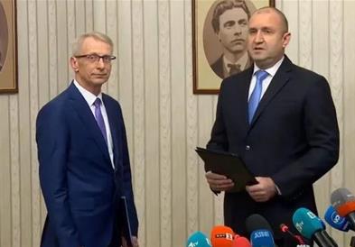 Николај Денков доби мандат да формира Влада во Бугарија