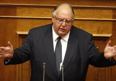 Почина поранешниот министер и водечки член на ПАСОК Теодорос Пангалос