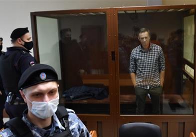Во казнената колонија денеска почнува ново судење против Алексеј Навални