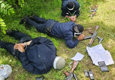 Судот во Краљево ги пушти тројцата косовски полицајци да се бранат од слобода