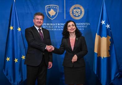 Османи со Лајчак: Косово покажа волја за намалување на тензиите со Србија