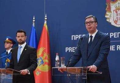 Вучиќ: На Црна Гора нема да и застанеме ниту на сенката