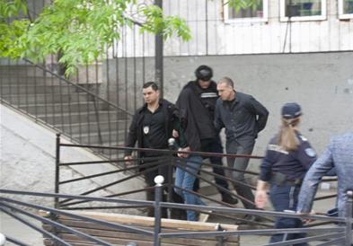 Таткото на убиецот Коста од Врачар: Јас сум крив што го научив син ми да пука 