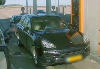 Предупредување: Во Шпанија ги дупат гумите на наплатните станици, а потоа ограбуваат (ВИДЕО)