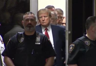 Трамп не успеа да го оспори сведочењето на адвокатот и актерката во филмови за возрасни