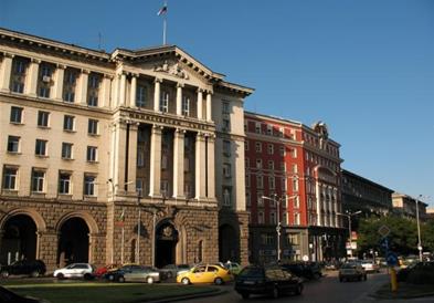 Владата во Софија ќе разговара за нацрт договорот со Скопје за трансграничен проект