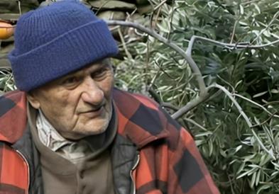 Му кажале дека има уште неколку месеци живот, се преселил на остров и проживеал уште 32 (ВИДЕО)