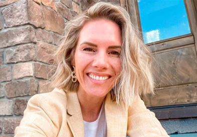 Уапсена позната блогерка зашто ги изгладнувала шесте деца и го држала врзани (ВИДЕО)