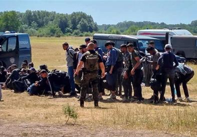 Едно лице загина, а тројца се повредени во пресметка помеѓу мигранти во близина на Суботица