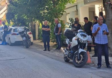 Драма во Солун: Љубоморен полицаец ги однел децата на училиште,ја убил сопругата,па си пресудил