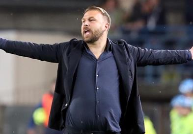 Изгубија 7:0 од Рома па му дадоа отказ на тренерот 