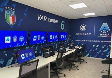 Италијанците почнаа да објавуваат преговори меѓу судиите и ВАР