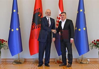 Милановиќ: Ќе продолжам да се залагам за што побрз влез на Албанија во ЕУ