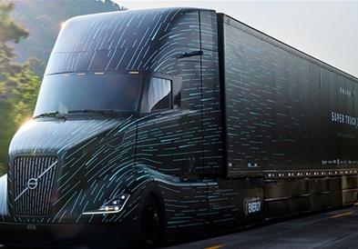 Волво го претстави SuperTruck 2, камион што ги поместува границите (ВИДЕО)