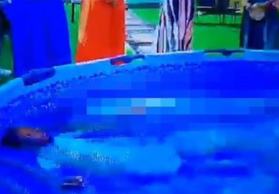 Британец починал додека го крштевале, никој не се посомневал (ВИДЕО)
