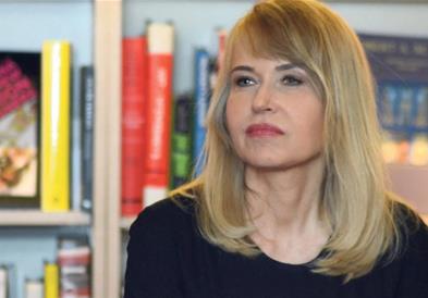Пола поранешна Југославија воздивнуваше по Аница Добра (фото и видео)