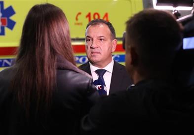 Хрватскиот министер за здравство по појавата на труење со газирани пијалоци: Пијте вода (ВИДЕО)