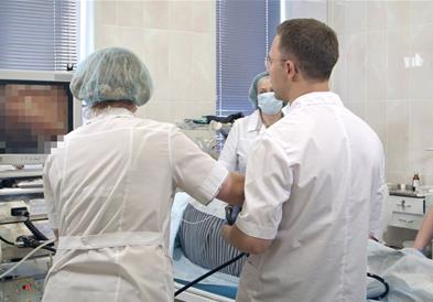 Лекарите се шокирале кога виделе нешто неверојатно во цревата на пациент (ФОТО)