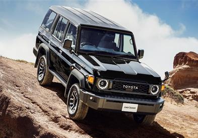 Тојота го обнови легендарниот Land Cruiser (ФОТО)