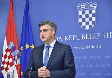 Пленковиќ го смени министерот за економија Давор Филиповиќ