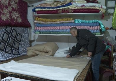 Сторија на Канал 5: Во Скопје има уште еден јораганџија кој шие рачно
