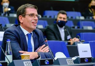 Керидис: За 70-75 отсто намалени мигрантските бранови во Грција