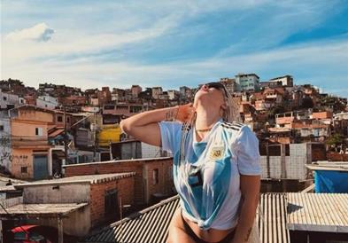 Фото: Бујната Ванда има нова фризура но сите гледаа во нејзиниот ...!