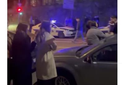 Дванаесет деца се меѓу 26 затруени со алкохол во ноќен клуб во Белград: Немаме врска (ВИДЕО)