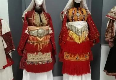 Во Битола отворена изложба народни носии од колекцијата на Костадин Балкански