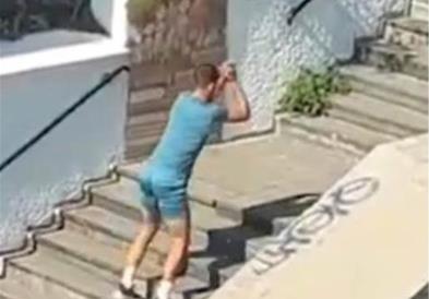 Фото: Новак тренира  на скали во центарот на Белград
