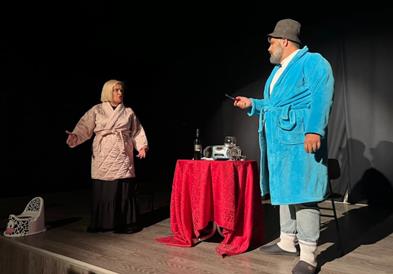 „Веселинови“ со Оле и Баркли до солзи ја насмеаја публиката во Штип (ФОТО)