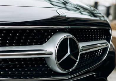 Пристигнува модифициран „Brabus Mercedes E class“