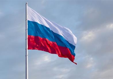 Руски знамиња се веат пред куќи низ Бугарија- Руси купиле недвижности вредни 15 милијарди евра