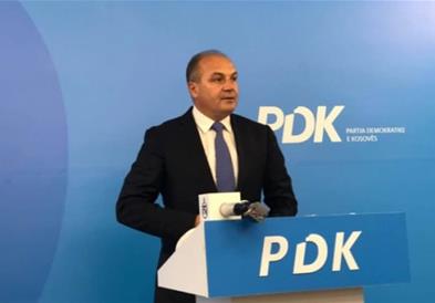 Хоџај: Курти и Вучиќ го користат северот на Косово за да ја задржат власта
