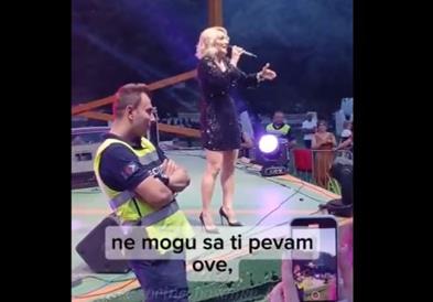 Видео: Гоца Тржан му одржа лекција на едно момче од публиката