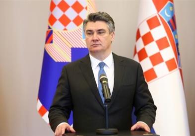 Милановиќ под истрага за судир на интереси: Ја однел сопругата на ЕУРО 2024 со државен авион