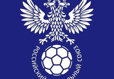 Карпин останува на клупата на Русија