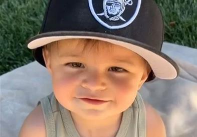 Го убил едногодишното бебе на својата девојка, зашто не знаело да оди 