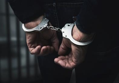 Вработен на бензинска му го украл добитното ливче од милион долари, му следува тешка казна