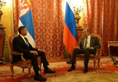 Вулин со Лавров и Патрушев за подобрување на „стратешкото партнерство“ меѓу Србија и Русија