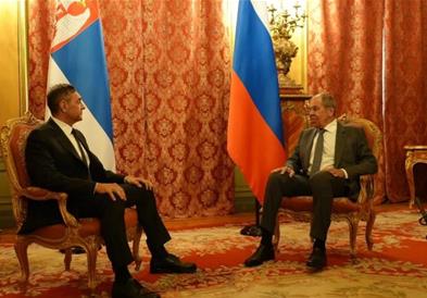 ЕУ за посетата на Вулин на Москва:Одржувањето врски со Русија не е компатибилно со вредностите 