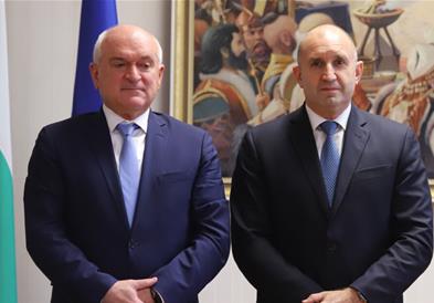 Радев му даде рок до понеделник на Главчев за составување нова привремена влада на Бугарија