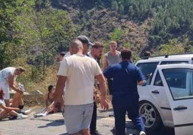Автомобил со македонски регистарски ознаки учествувал во сообраќајна несреќа во Албанија