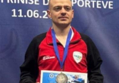Дебранецот Јон Батку, кој живее во Швајцарија стана светски рекордер во стомачни