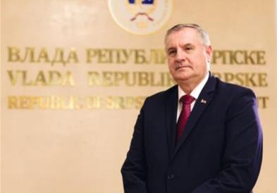 Повреден е премиерот на Република Српска во тешка сообраќајна несреќа со две возила и камион