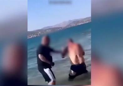 Спречен обид за силување девојка (20) на плажа во Грција: Ќе те избодам (ВИДЕО)