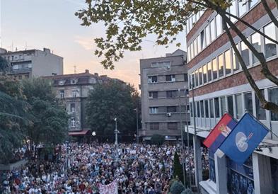Протест во Белград со барање РТС да известува за протестите против ископувањето литиум 