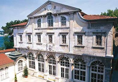 Дали навистина Цариградската патријаршија издава Томоси со историски имиња?